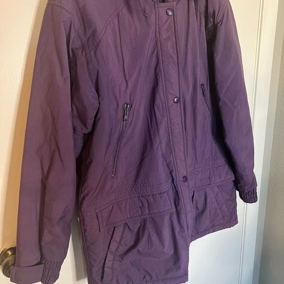Vintage L.L. Bean Purple Winter Jacket with Retractable Hood - Picture 5 of 9